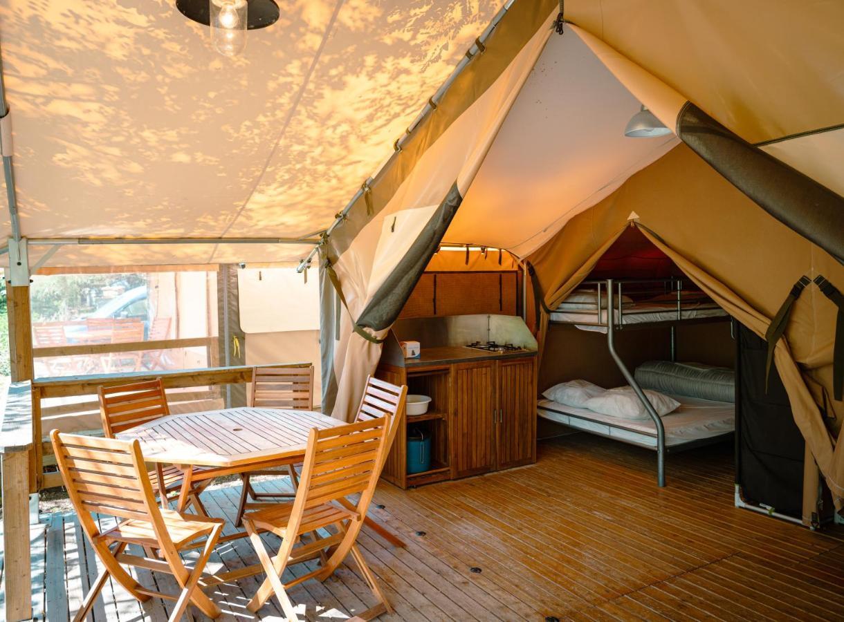 Aloha Plage Camping 4Etoiles Sampzon Екстериор снимка